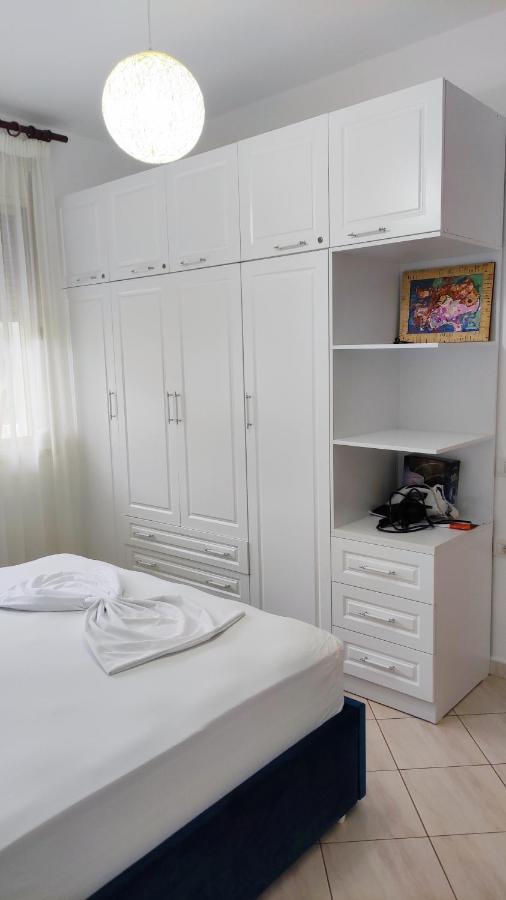 Potami Apartment - 50 Mt From The Beach Himarë Exterior foto